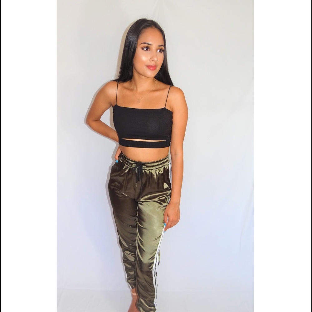 NWT Olive Green Skinny Fitting Trousers - Picture 2 of 6